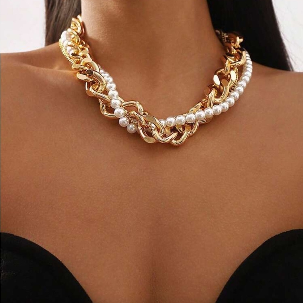 Aurelia Pearl & Gold Link Necklace